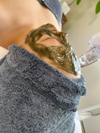 毛穴が見えなくなるサロン  Horo所属・岡 えり子のエステ・リラクイメージ