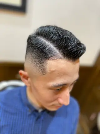 ショート 近藤 真のヘアスタイル