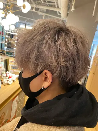 ショート カラー メンズ unopulir Vamos店所属・梅田茶屋町メンズ 専門美容師 山元一平のヘアスタイル