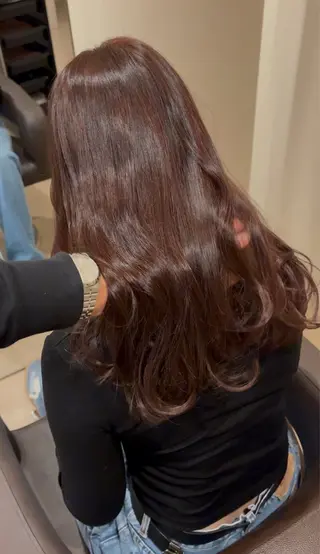 カラー Eliss 堀江 店長　芝下光のヘアスタイル