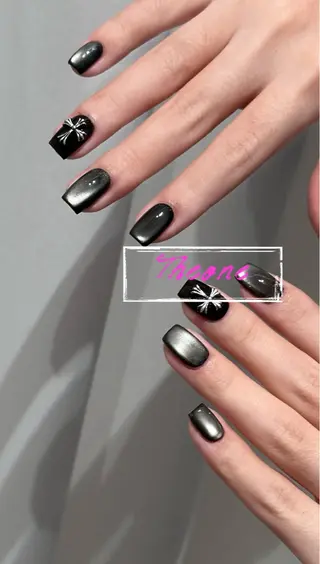 ネイル THE ONE 杉山のネイルデザイン