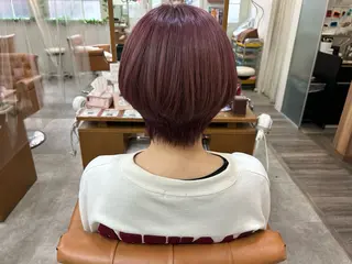 ショート カラー おおた きょうかのヘアスタイル