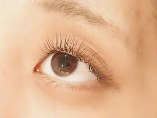 マツエク・マツパ 💜bora .のネイルデザイン