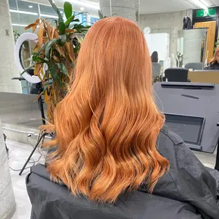 ロング カラー Welring hair salon所属・Runa/大人 かわいいハイトーンのヘアスタイル