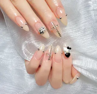 ネイル L. Nailのネイルデザイン