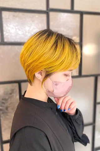 ショート カラー 平田 健一のヘアスタイル