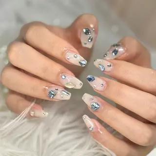 ネイル ルシイ🎀新宿長さ 出しパーツ専門店のネイルデザイン