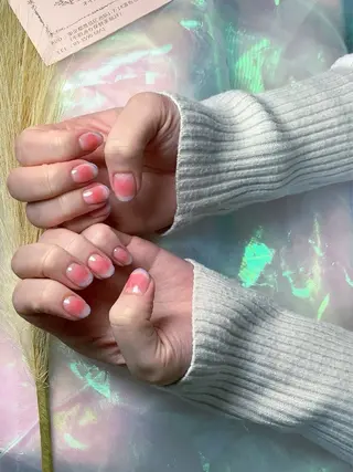 ネイル pink ladyサロン所属・べ にのネイルデザイン