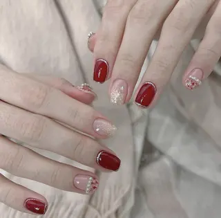 ネイル Queens PUPUのネイルデザイン