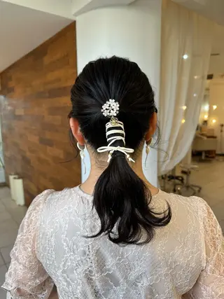 セミロング ヘアアレンジ fiorista岡田 まゆこのヘアスタイル