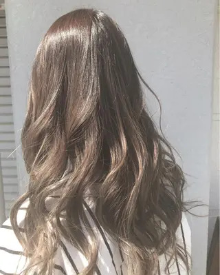セミロング カラー レイヤーカット匠 イソザキノリユキのヘアスタイル