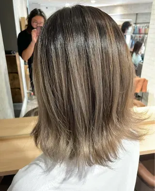 ミディアム カラー ヘアアレンジ Aloa横浜所属・トップスタイリスト Shoyaのヘアスタイル