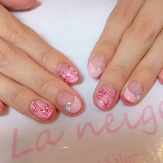 ネイル La neige* yuki 🐩🌙のネイルデザイン