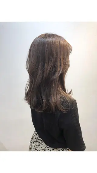 セミロング カラー パーマ あずまぐち めぐみのヘアスタイル