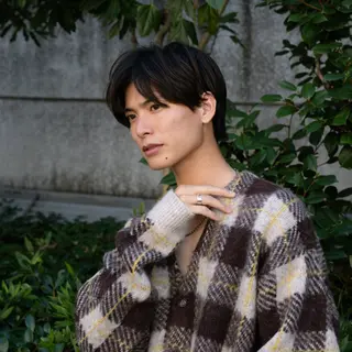 ショート メンズ スパイキーショート パーマ　具志堅　太志のヘアスタイル