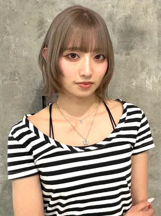 ショート カラー LUCK 本厚木店のヘアスタイル