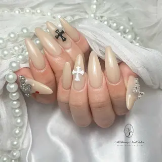 ネイル M2 BEAUTY Marieのネイルデザイン