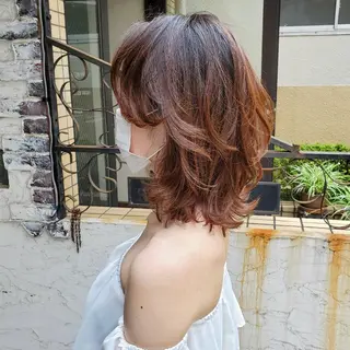 カラー ミディアム フリーランス所属・韓国ヘア レイヤー くびれヘアMATSUのヘアスタイル
