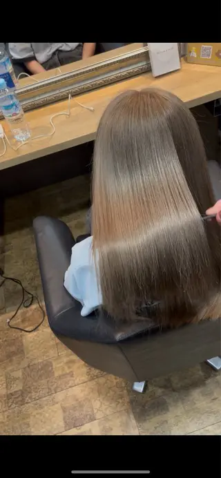 ロング カラー 西中島/ハイトーン カラー/西山昇汰のヘアスタイル