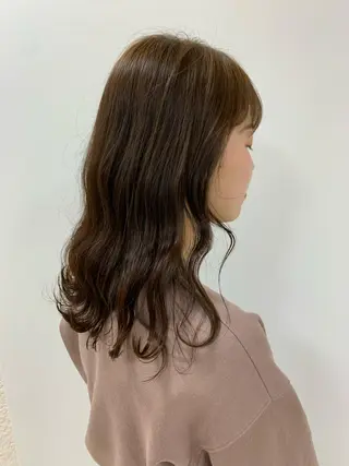セミロング カラー 顔まわりカット✄ ベージュカラー🧸のヘアスタイル