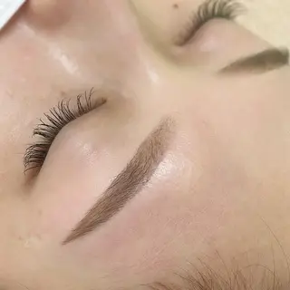 アイブロウ Min Te Lash 石澤のマツエク・マツパデザイン