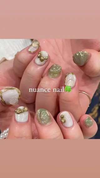 ネイル 淡色ネイル 🎀moeのネイルデザイン