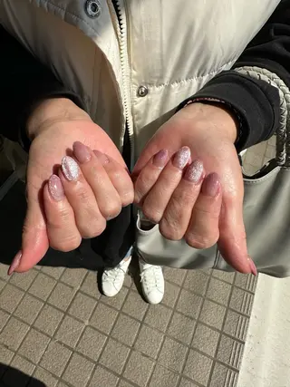 ネイル Sawa ︎︎𓂃⟡.·のネイルデザイン