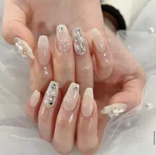 ネイル Hin Nail Osaka所属・Hin Nailsのネイルデザイン