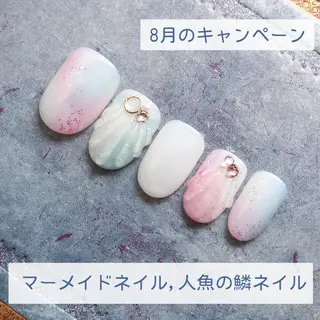 ネイル 山田 麻衣のネイルデザイン