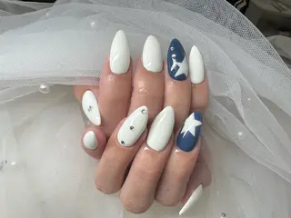 ネイル AYAKA🩵難波♡ 韓国ネイルで可愛く♡のネイルデザイン