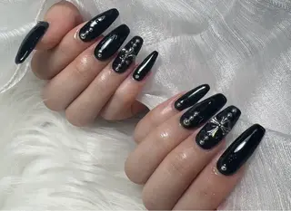 ネイル &ME ネイルサロンのネイルデザイン