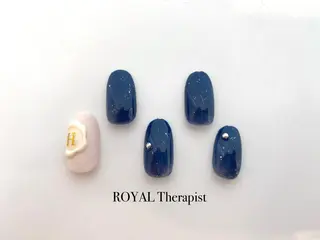 ネイル 【寺岡】 ロイヤル•セラピストのネイルデザイン