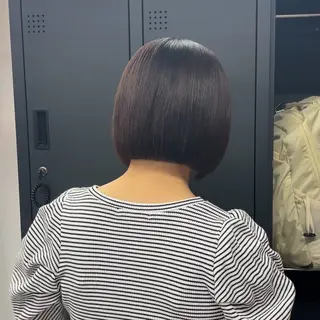 ショート Ren. 🦋デザインカラーのヘアスタイル