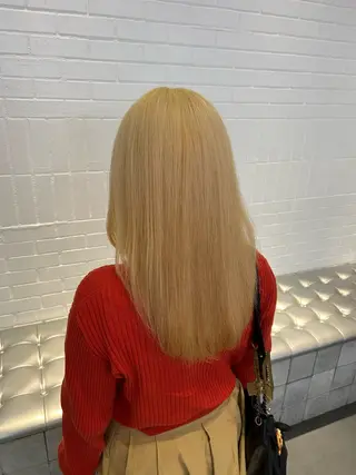 セミロング カラー ヘアアレンジ 🎀ブリーチ×艶髪 🎀  ♡さや♡のヘアスタイル