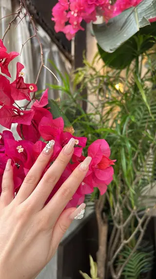 セミロング ネイル Amore 板谷爽花のネイルデザイン