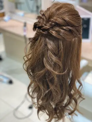 ヘアアレンジ newi銀座所属・大人髪質改善/ 源美晴のヘアスタイル