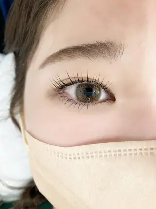 マツエク・マツパ ココラッシュ新宿西口所属・M. SHIORIのマツエク・マツパデザイン