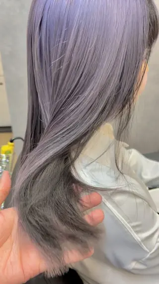 セミロング FURSTIN所属・ニシヤマ カラーリストのヘアスタイル