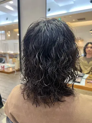 ミディアム パーマ メンズ メンズパーマ 岩成健志郎のヘアスタイル