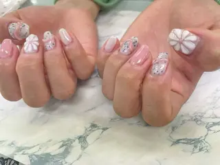 ネイル Rich to勝川店所属・村瀬 満里子のネイルデザイン