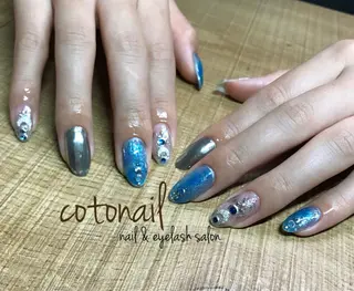 セミロング ネイル ツメトマツゲ .のネイルデザイン