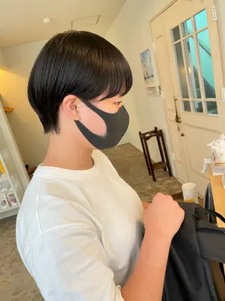 ショート ヒナゴ トヨカズのヘアスタイル