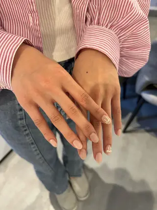 ネイル 濱岡 咲のネイルデザイン