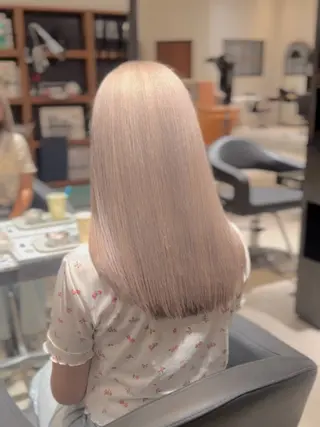 セミロング カラー 【tocca茨木】 MOMOKAのヘアスタイル