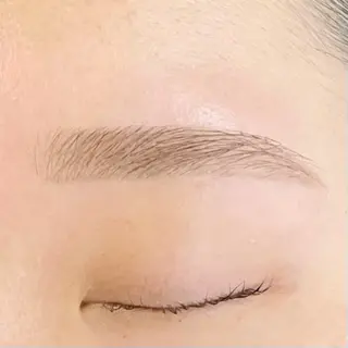 アイブロウ 88ottantotto所属・ハセガワ ミドリのマツエク・マツパデザイン