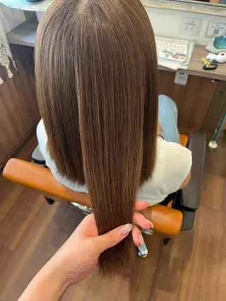 ミディアム Chocolat阿部野所属・なかじま ささらのヘアスタイル