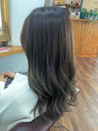 ロング カラー 正田 美帆のヘアスタイル