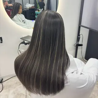 ロング カラー Ren. 🦋デザインカラーのヘアスタイル