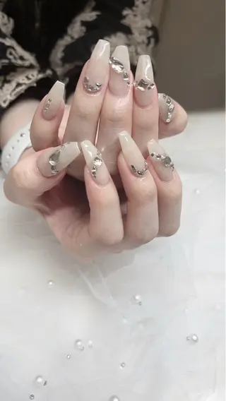 ネイル KARI ネイルサロンのネイルデザイン