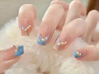 ネイル Dark honey池袋店所属・佐藤 アリアのネイルデザイン